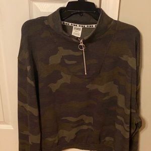 Pink camo sweatshirt, Nwot